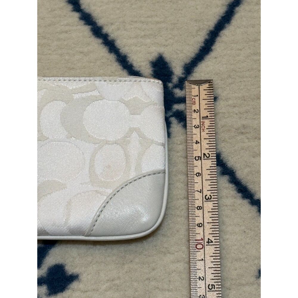 Vintage Coach Y2K 2000s Optic Wristlet Pouch - White - Picture 7 of 7